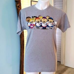 PEANUTS CHRISTMAS CAROL T SHIRT
